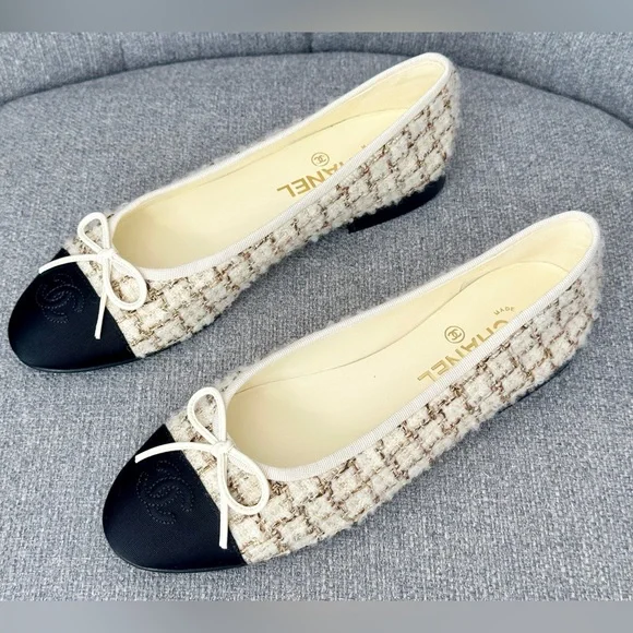 CHANEL 2025K ECRU BEIGE GOLD TWEED BALLET FLATS SIZE 39. New box dust bags - Picture 7 of 16